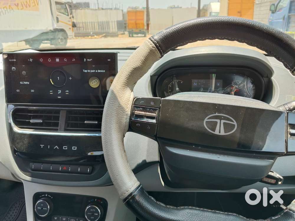 Tata Tiago 1.2 Revotron Xza Plus Amt, 2025, Petrol