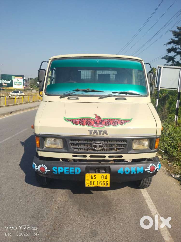 Tata Harrier 2.0 Xza Sunroof Dark Edition, 2018, Diesel