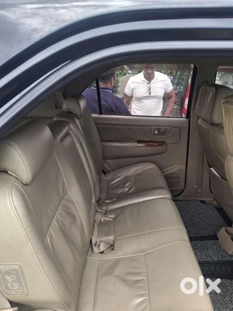 Toyota Fortuner Diesel 2011