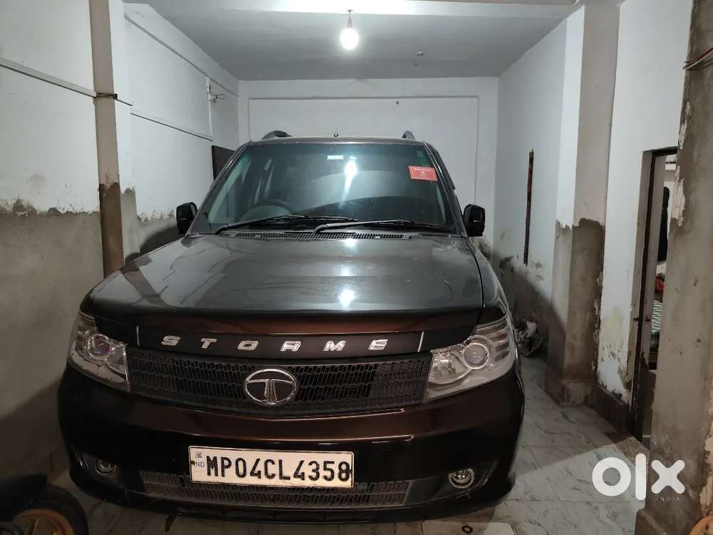 Tata Safari Storme 2013 Diesel Well Maintained