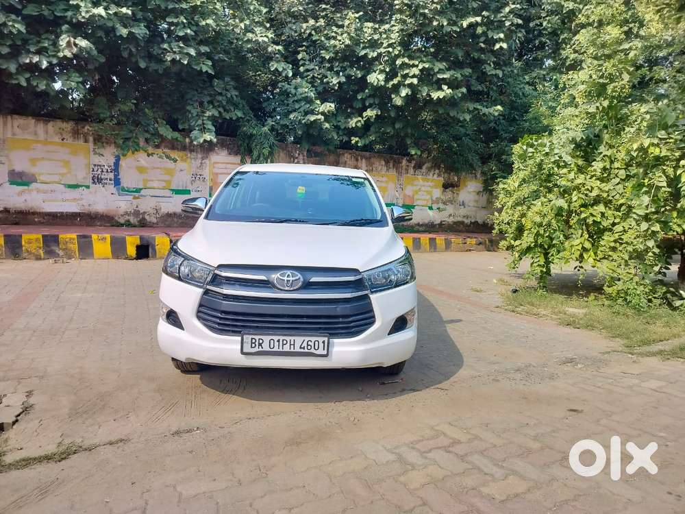 Toyota Innova Crysta 2.4 G Mt, 2017, Diesel