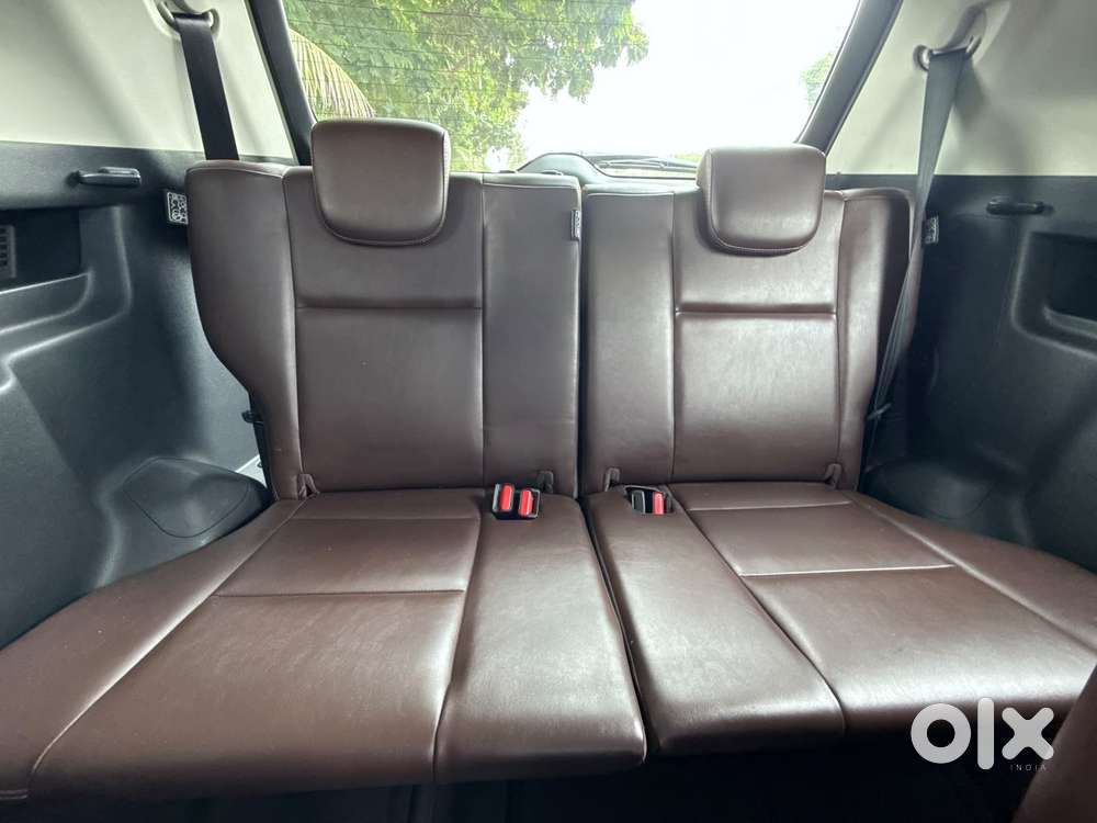 Toyota Innova Hycross 2.0 Zx (o) Hybrid 7 Str, 2024, Petrol