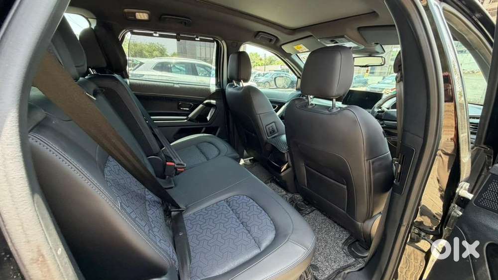 Tata Safari Top End Variant - In Excellent Condition