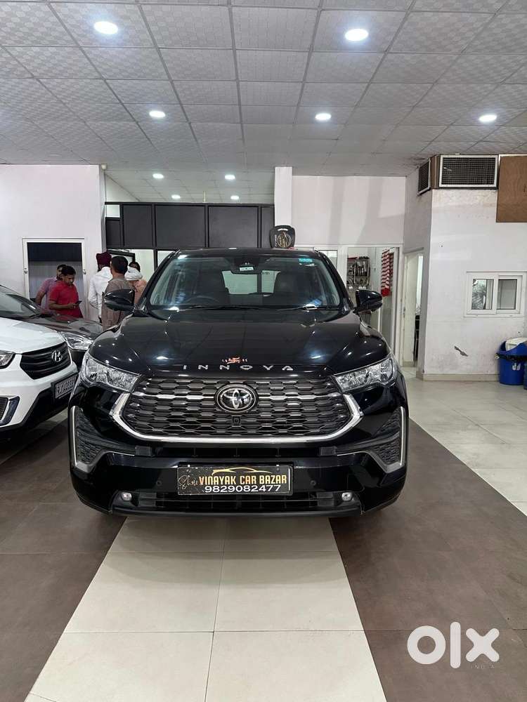 Toyota Innova Hycross 2.0 Zx (o) Hybrid 7 Str, 2024, Petrol