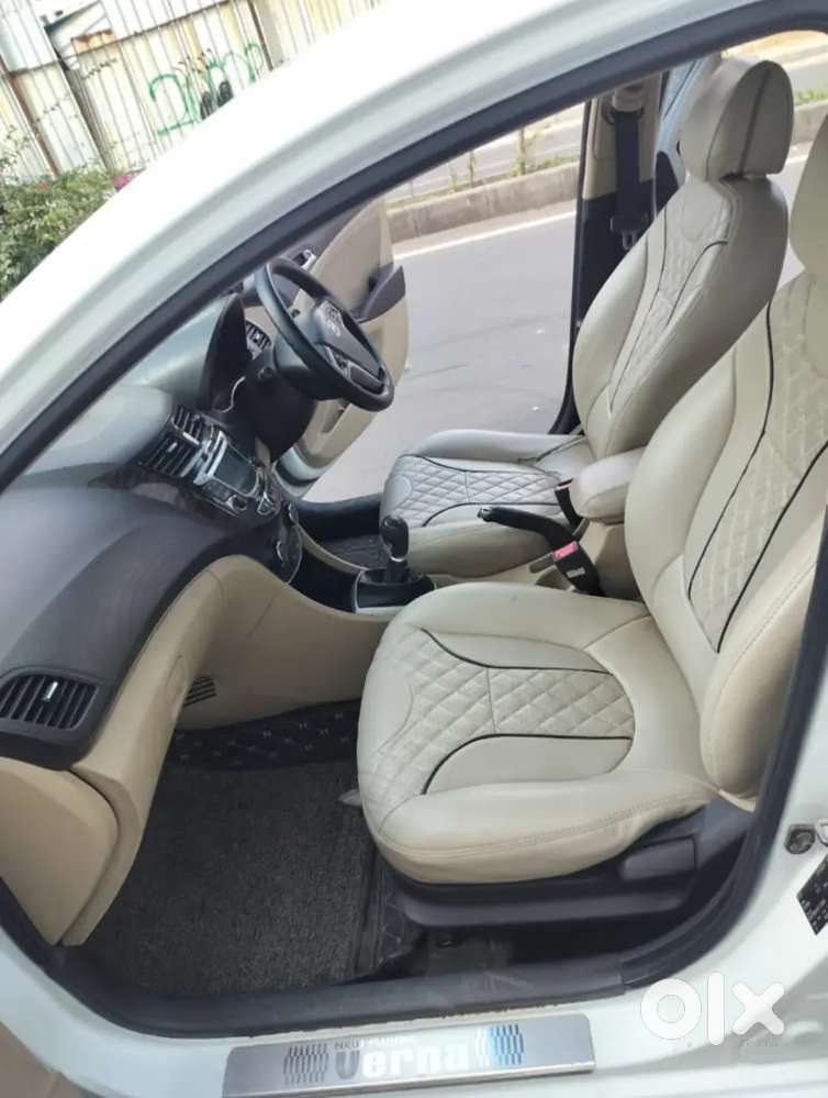 Hyundai Verna Fluidic Crdi Sx 2011 Diesel With 84000 Km Driven