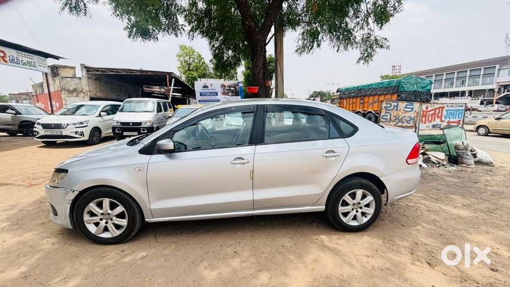 Volkswagen Vento Hybrid 2011 Model