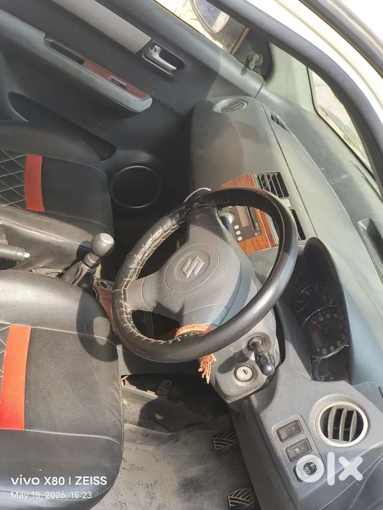 Maruti Suzuki Swift Dzire 2011