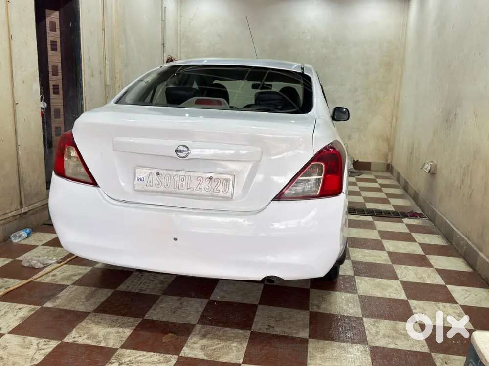 Nissan Sunny Petrol Manual 89000 Km 2014
