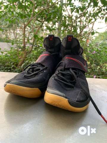 Nike cheap lebron bred