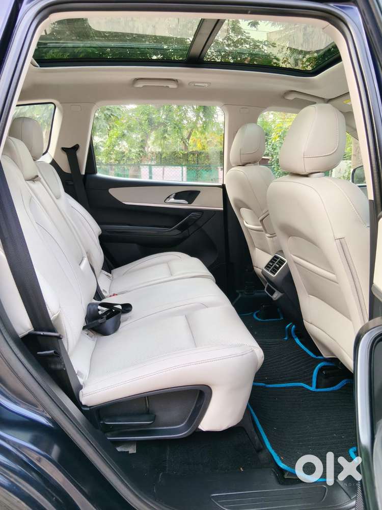 Mahindra Xuv700 Ax7 Awd, 2022, Diesel