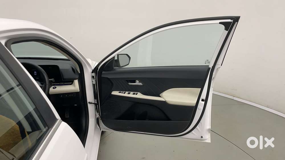 Hyundai Verna 1.5 Sx Petrol Mt, 2023, Petrol