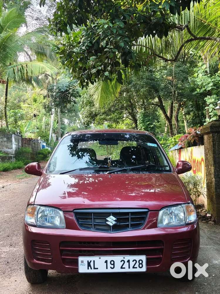 Good Condition Winered Colour