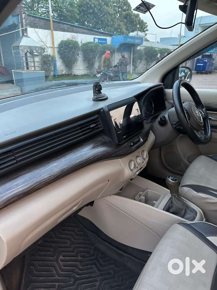 Maruti Suzuki Ertiga Vxi Shvs, 2022, Petrol