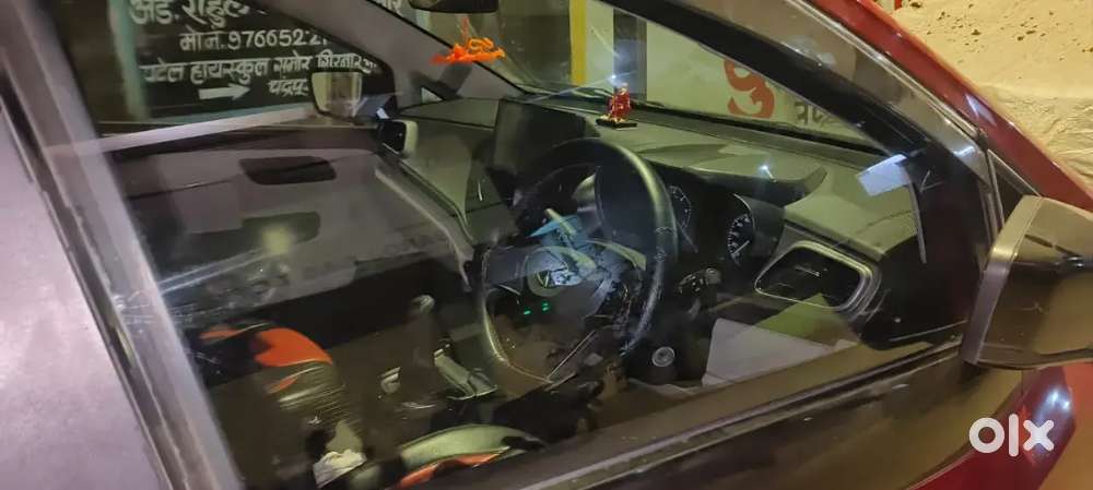 Tata Altroz 1.2 Xe 2021