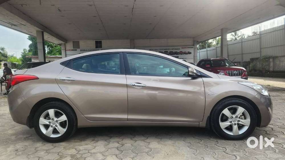 Hyundai Elantra Vtvt Sx At, 2013, Petrol