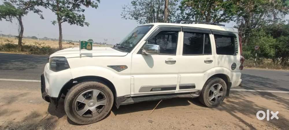 Mahindra Scorpio 2015