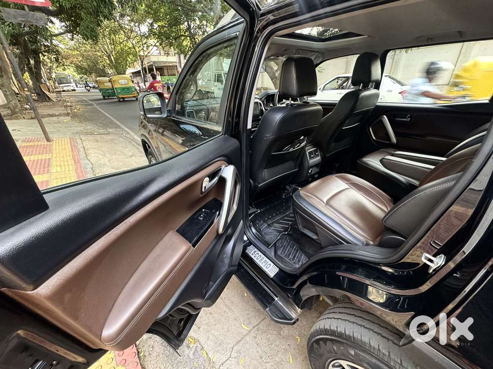 Mahindra Scorpio-n 2.2 Z8 L Diesel At 6 Str, 2023, Diesel