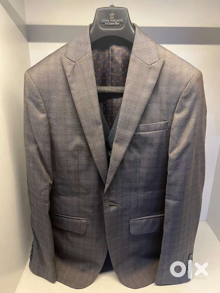 Louis philippe hot sale grey suit