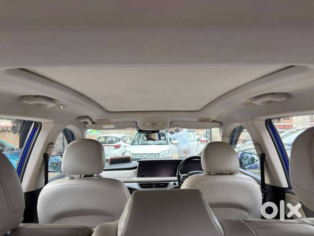 Mahindra Xuv 7xo Ax7 Diesel, 2023, Diesel