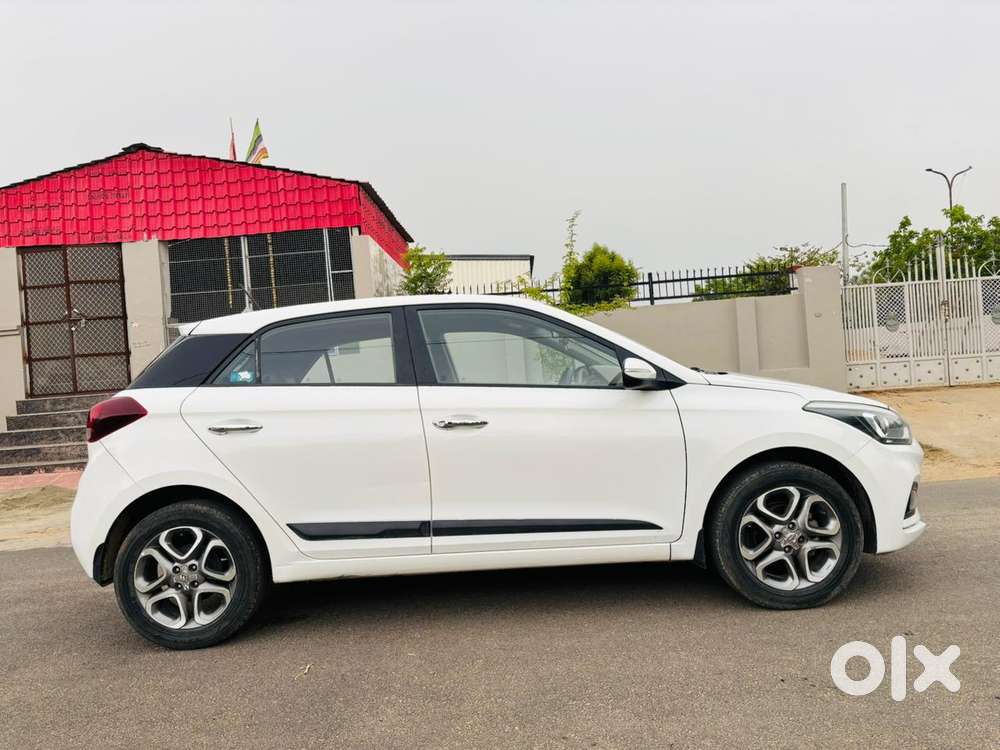 Hyundai I20 Petrol Asta Option, 2018, Petrol