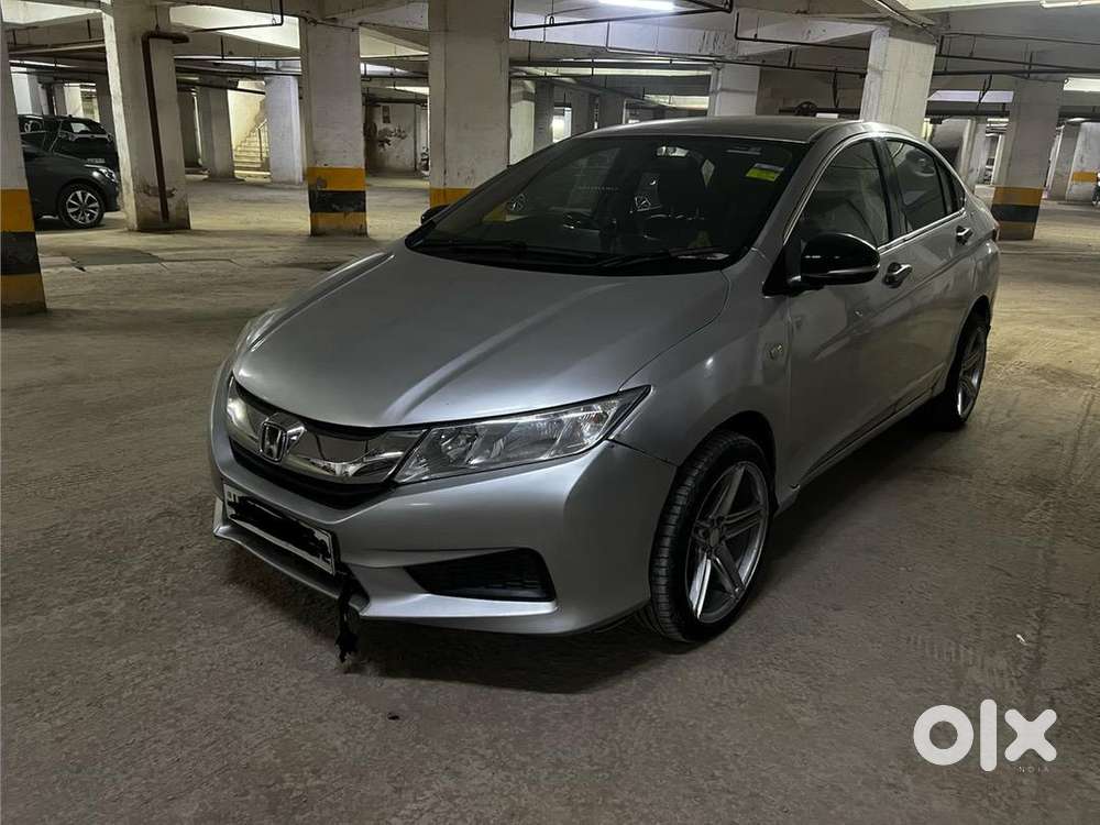 Car24 Spinny Call Na Krehonda City 2015 Petrol Well Maintained