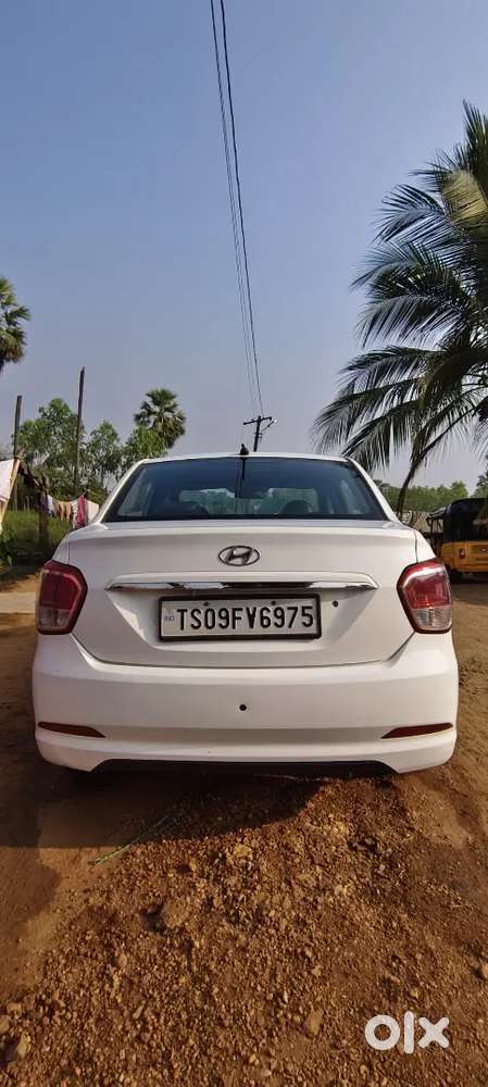 Hyundai Xcent 2018/12 Manufacturing, 2019/08 Registration