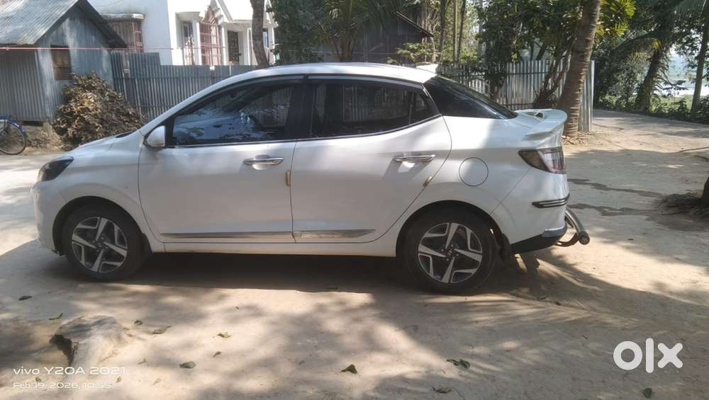 Hyundai Aura 2021 Car