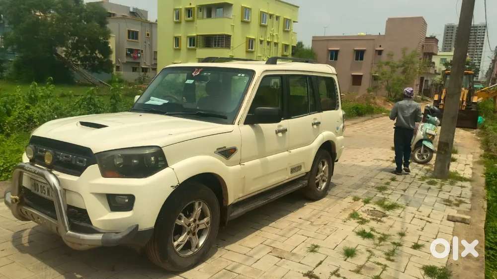 Mahindra Scorpio 2.2 2015