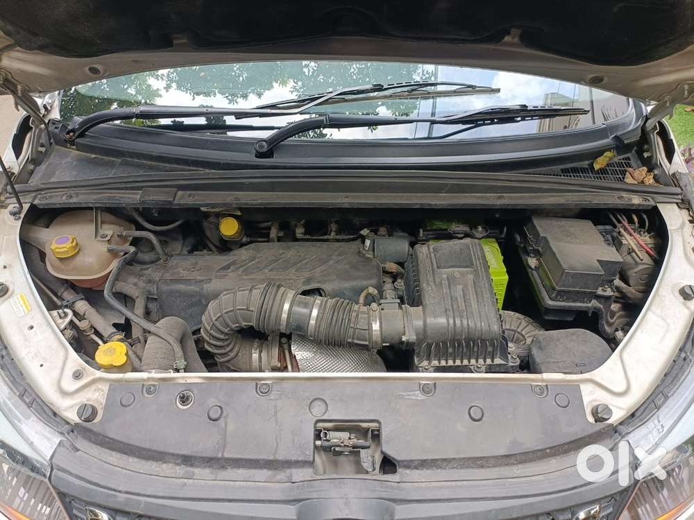 Mahindra Marazzo 2019