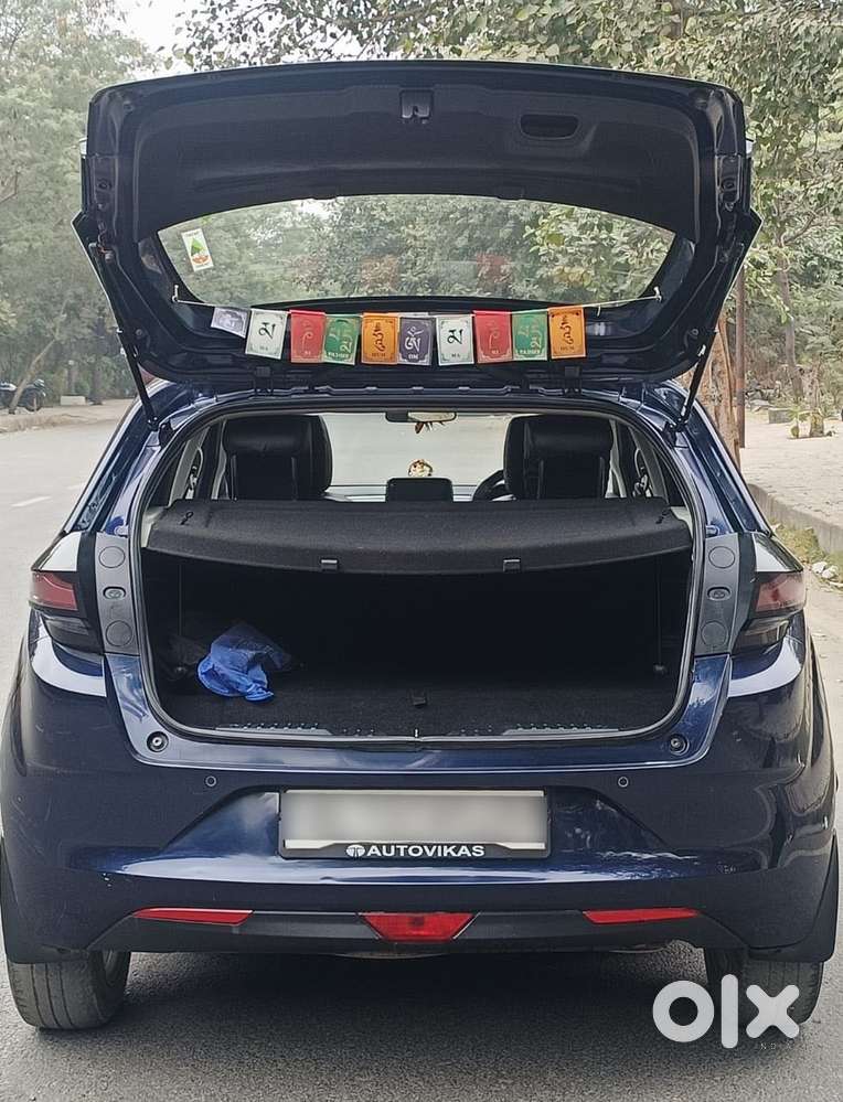 Tata Altroz Xz Plus (s) Icng, 2023, Cng & Hybrids