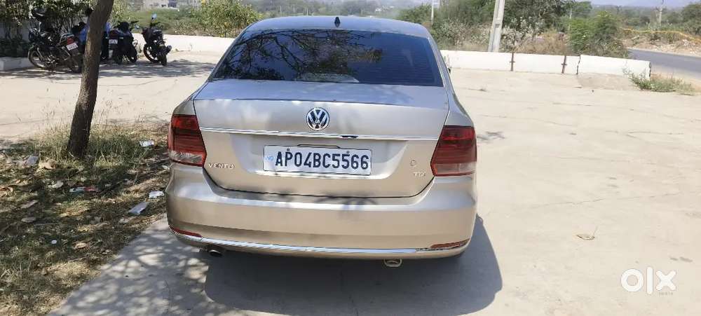 Full Tyres Well Maintained Car No Scratches