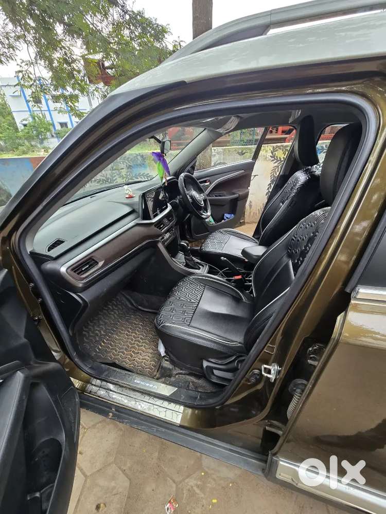 Maruti Suzuki Brezza 2024 Petrol 27000 Km Driven (automatic)