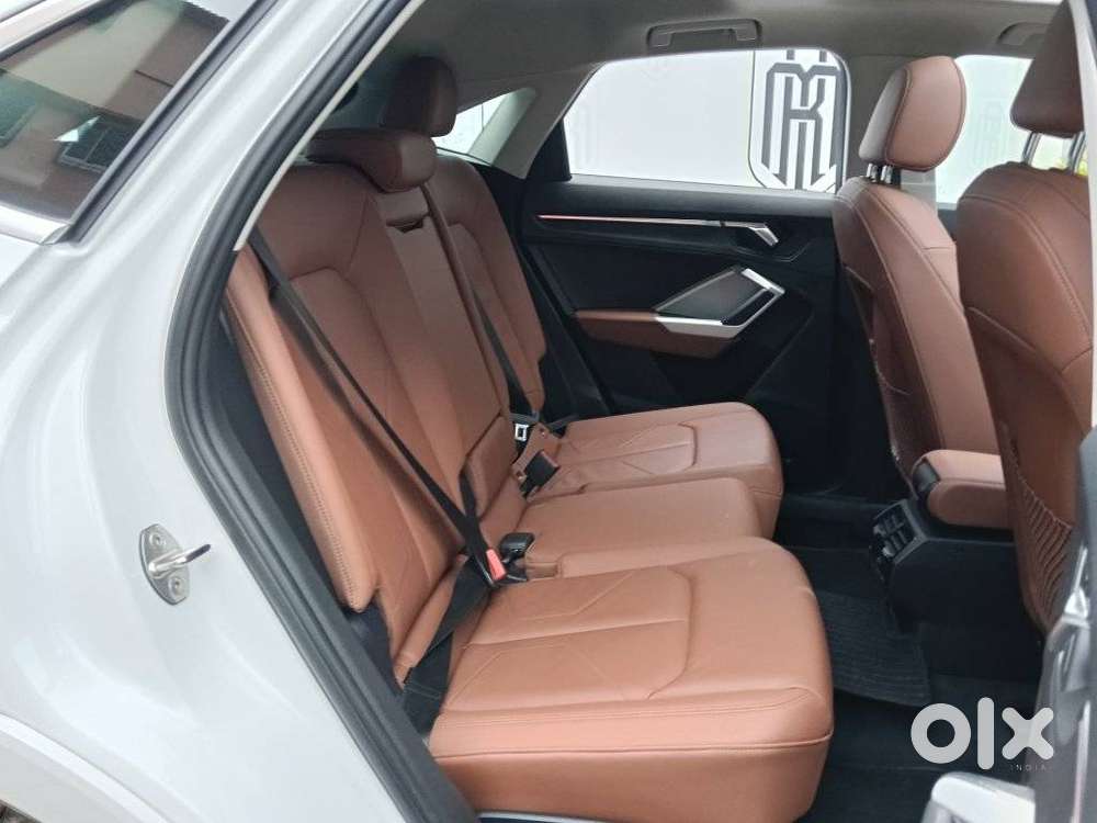 Audi Q3 40 Tfsi Premium Plus, 2025, Petrol