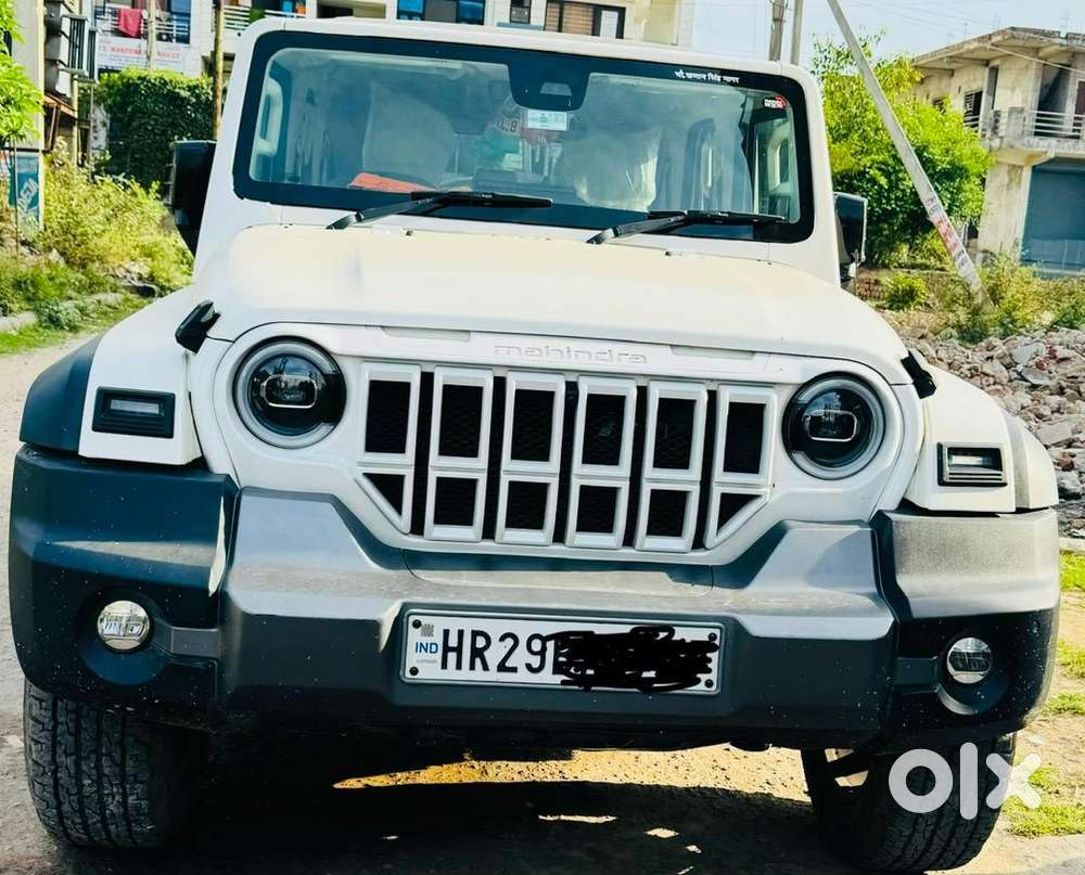 Thar Roxx Top Model Ax7l At 4x4 Diesal