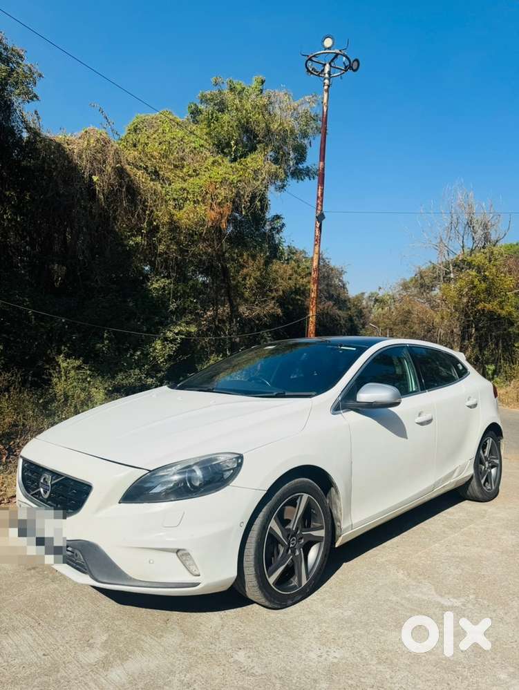 Volvo V40 2016 Diesel Well Maintained