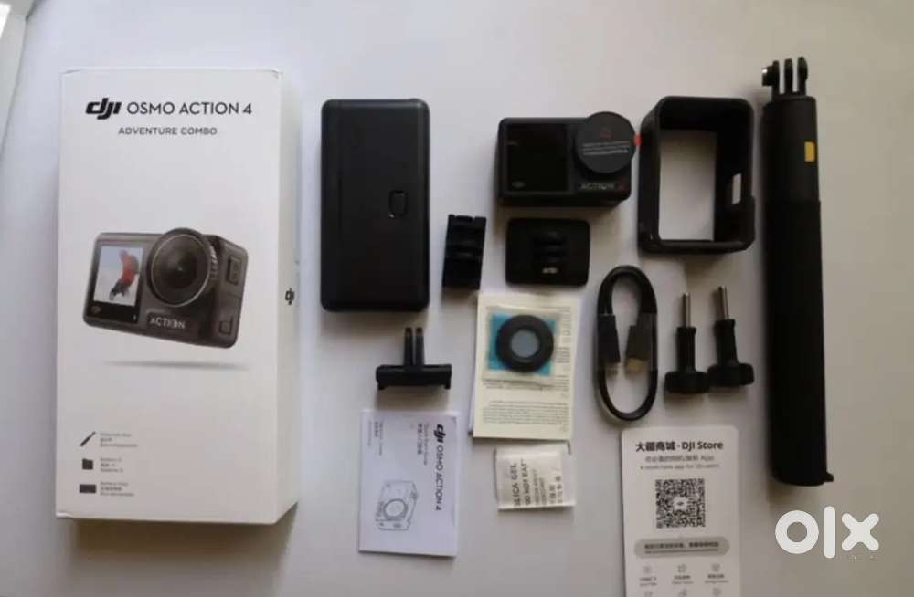 DJI Osmo Action 4 Adventure Combo