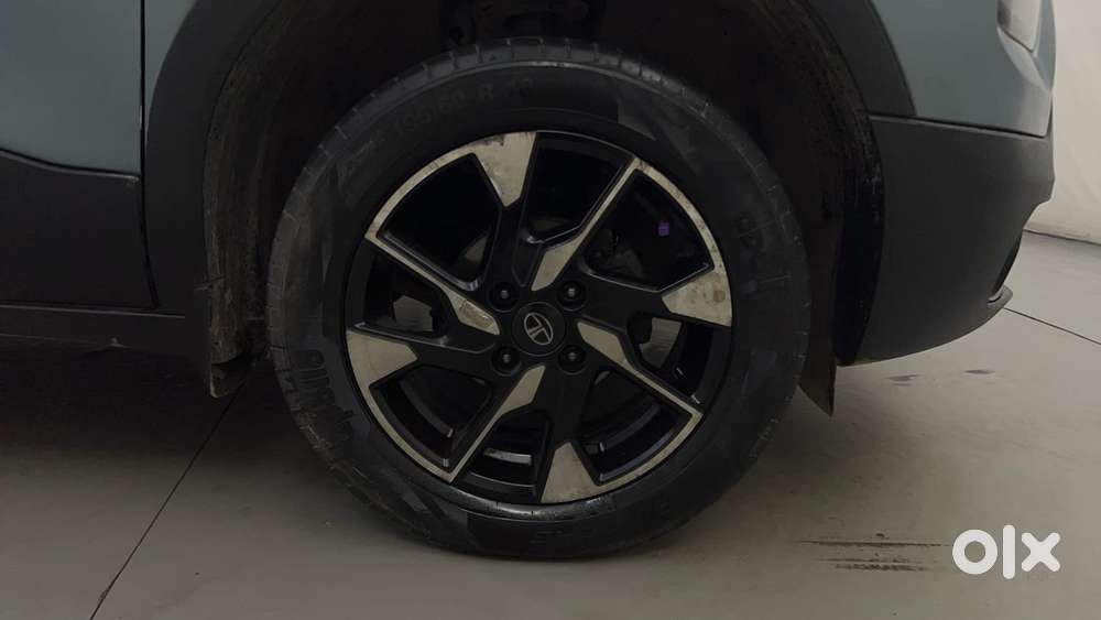 Tata Punch 1.2 Revotron Creative Amt Dual Tone, 2024, Petrol