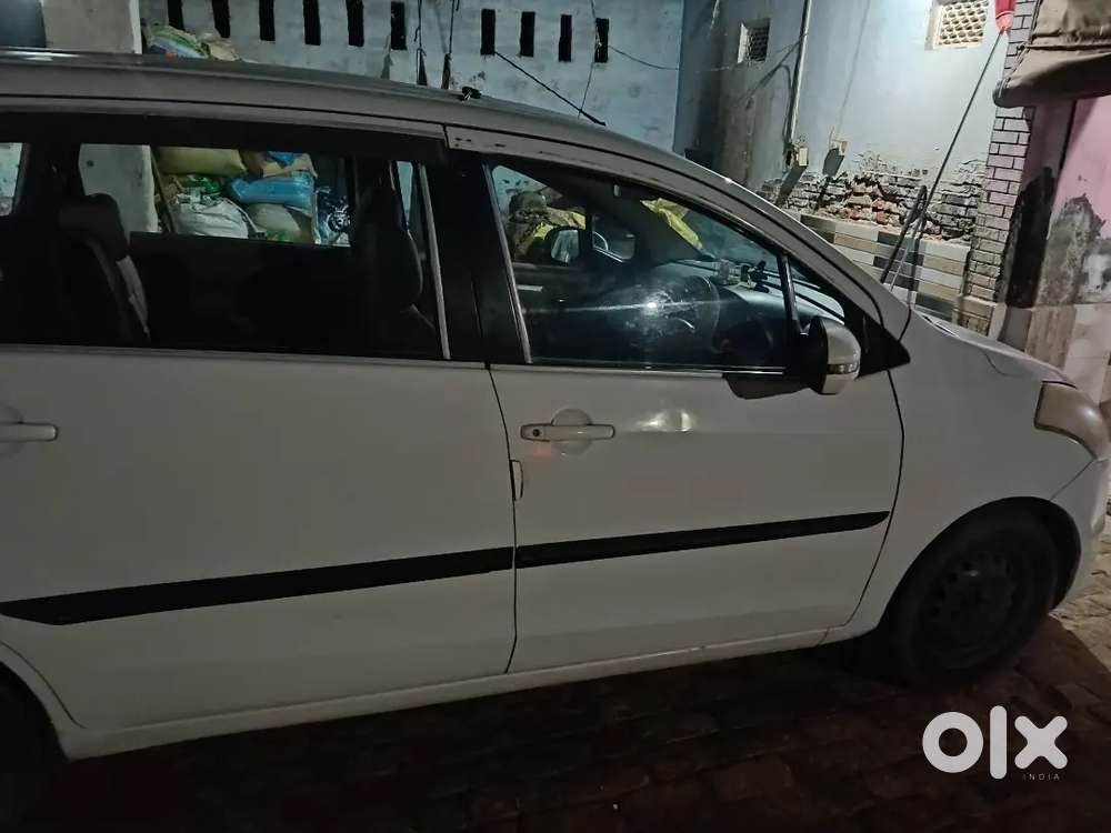Maruti Suzuki Ertiga 2015 Diesel 128000 Km Driven