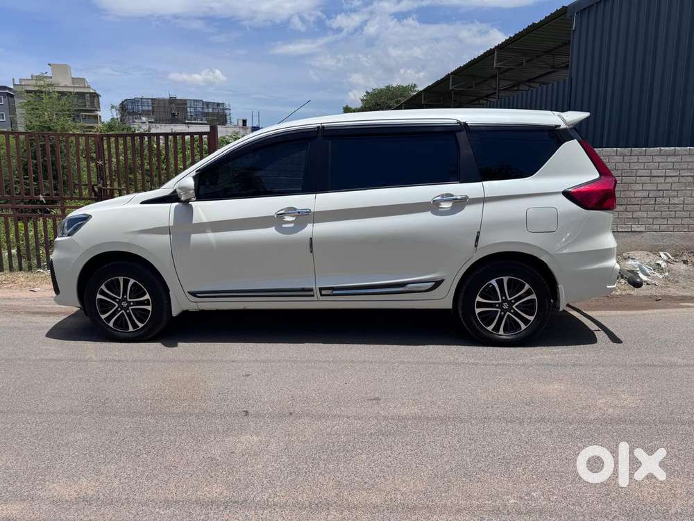 Maruti Suzuki Ertiga 1.5 Zxi Plus Shvs, 2024, Petrol