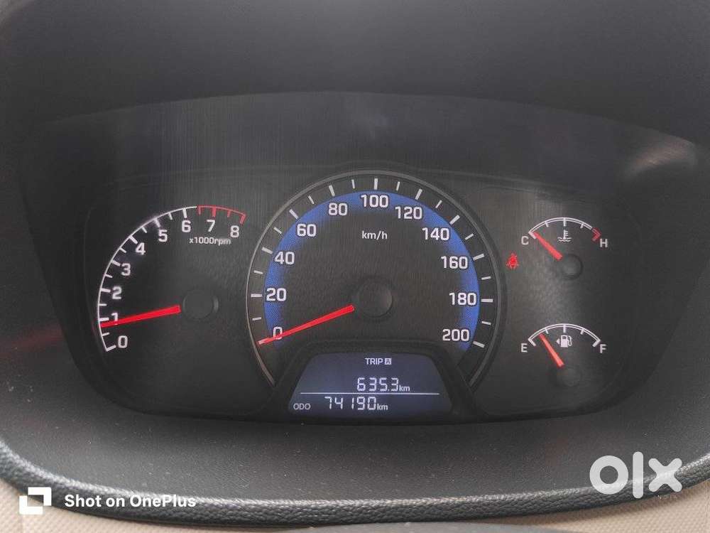 Hyundai Xcent Base 1.2, 2018, Petrol