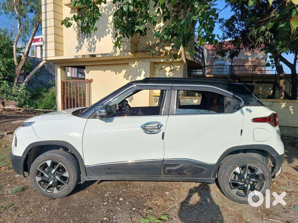 Tata Punch Creative, 2022, Petrol