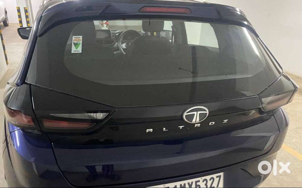 Sparingly Used, Single Owner