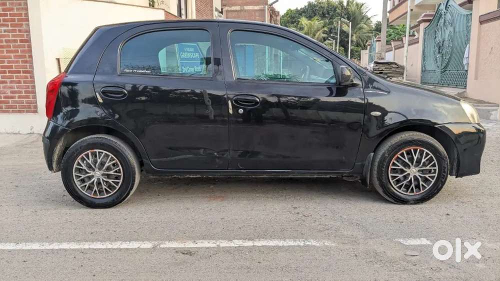 Toyota Etios Liva 2012