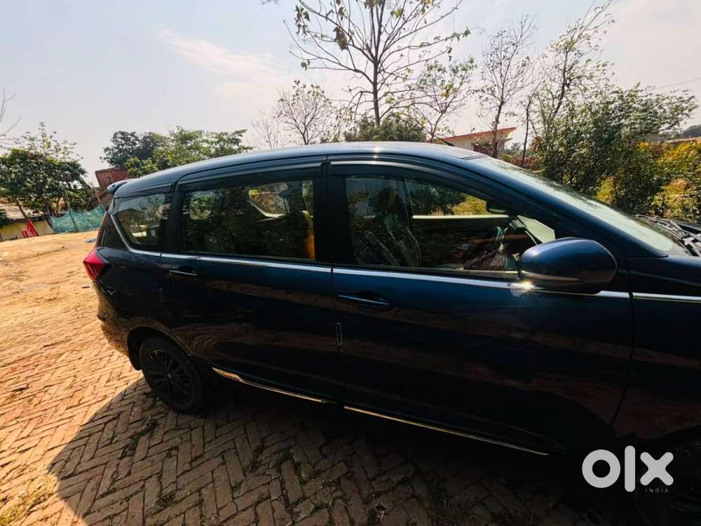 Maruti Suzuki Ertiga Vxi (blue) – Excellent Condition  46,000 Km