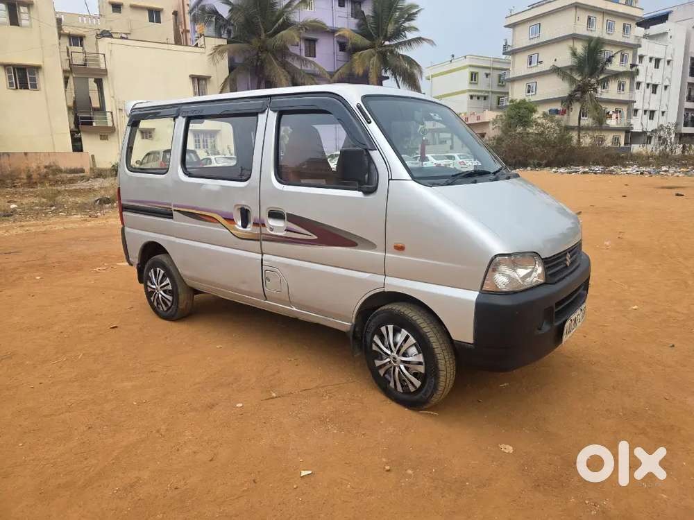 Maruti Suzuki Eeco 2011 Petrol 75000 Km Driven