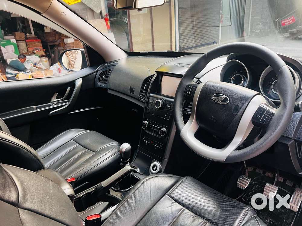 Mahindra Xuv500 2.2 W10 Sportz Edition Mt, 2018, Diesel