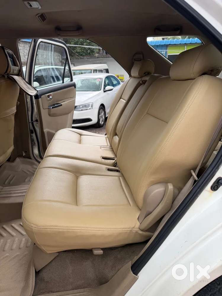 Toyota Fortuner, 2014, Diesel