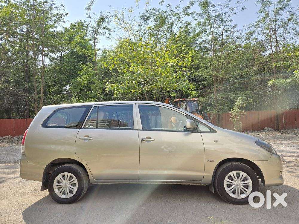 Toyota Innova 2.5 G (diesel) 7 Seater, 2009, Diesel