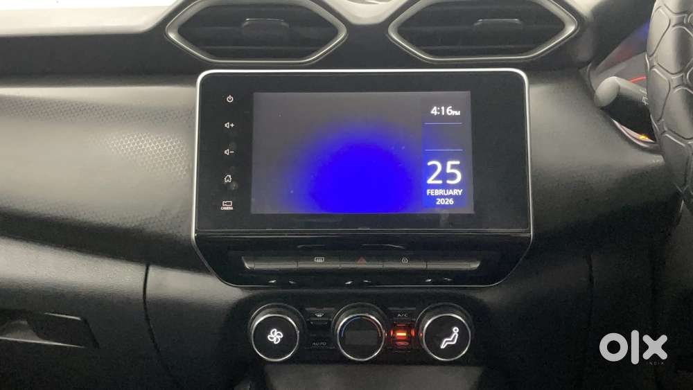 Nissan Magnite 1.0 Xv Premium Dual Tone, 2021, Petrol