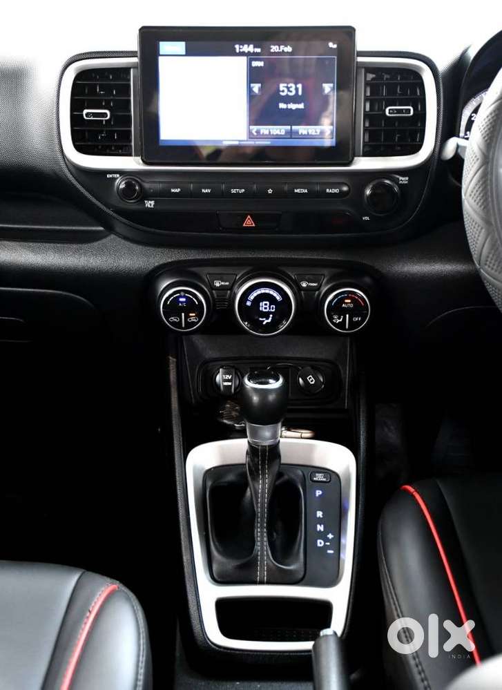 Hyundai Venue Sx+ At, 2020, Petrol